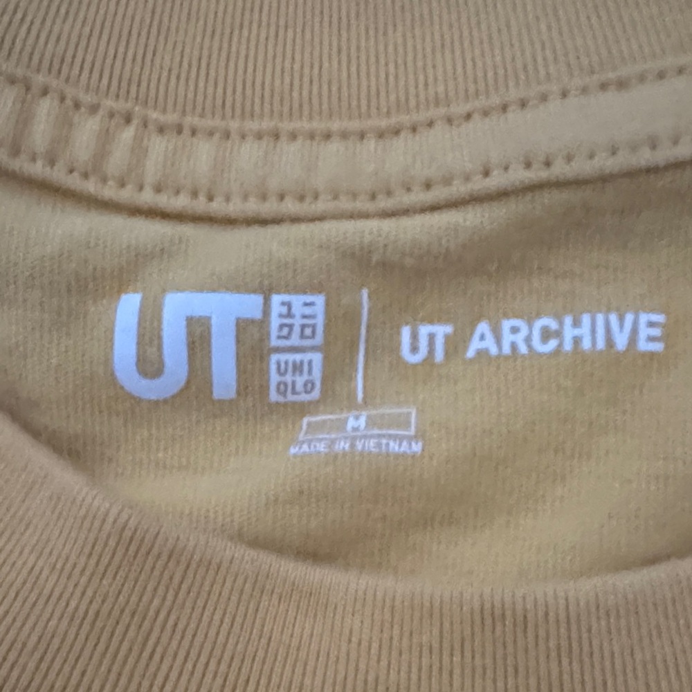 UT Archive UT (Short Sleeve Graphic T-Shirt) (Jean-Michel Basquiat) Medium - Picture 3 of 3